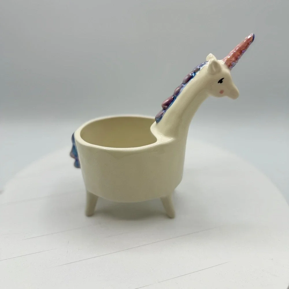 Adorable Unicorn Planter with Pink and Purple Iridescent Horn, Mane and Tail 7